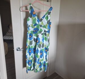 Boden Floral V-Neck Dress in Blue, Green & White